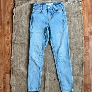 Garage Light Blue Women's Skinny Jeans size 3